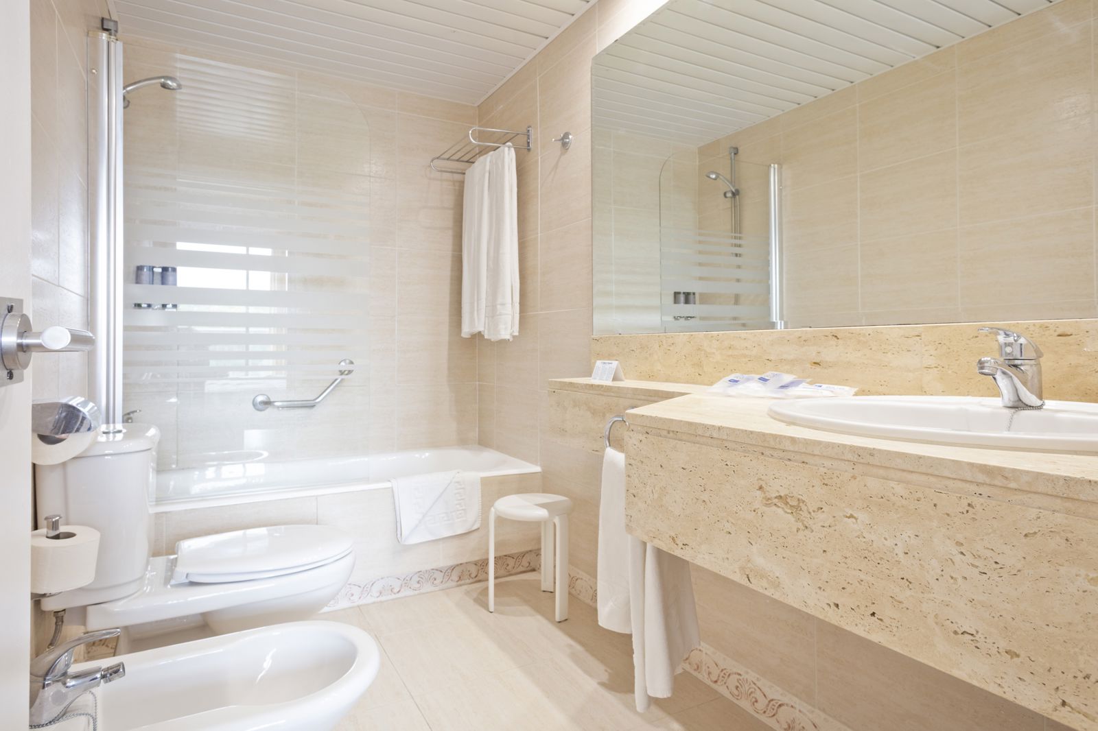 Best Delta Hotel - Afbeelding 3