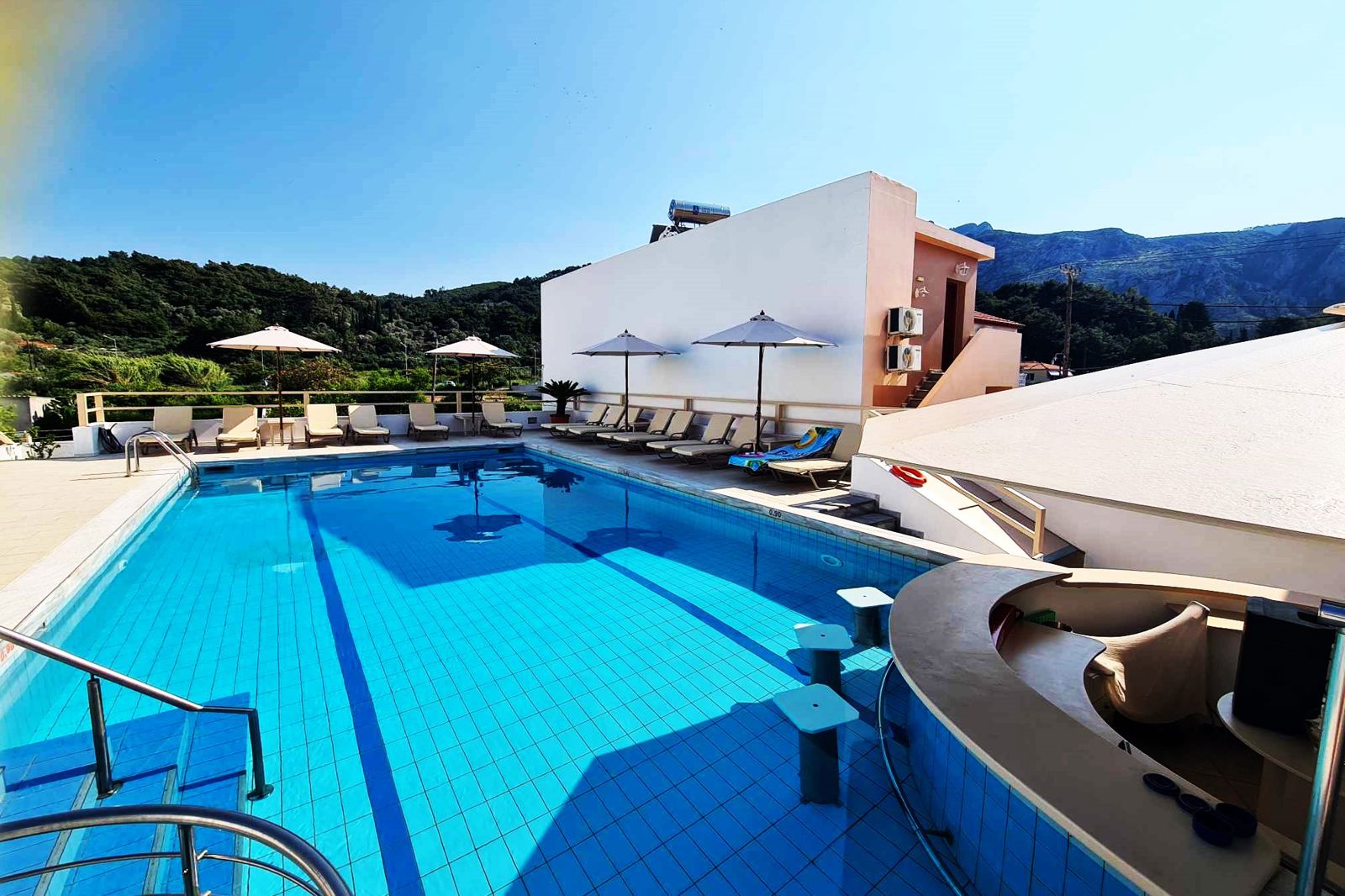 Blue Sea Rooms & Studios - Afbeelding 4