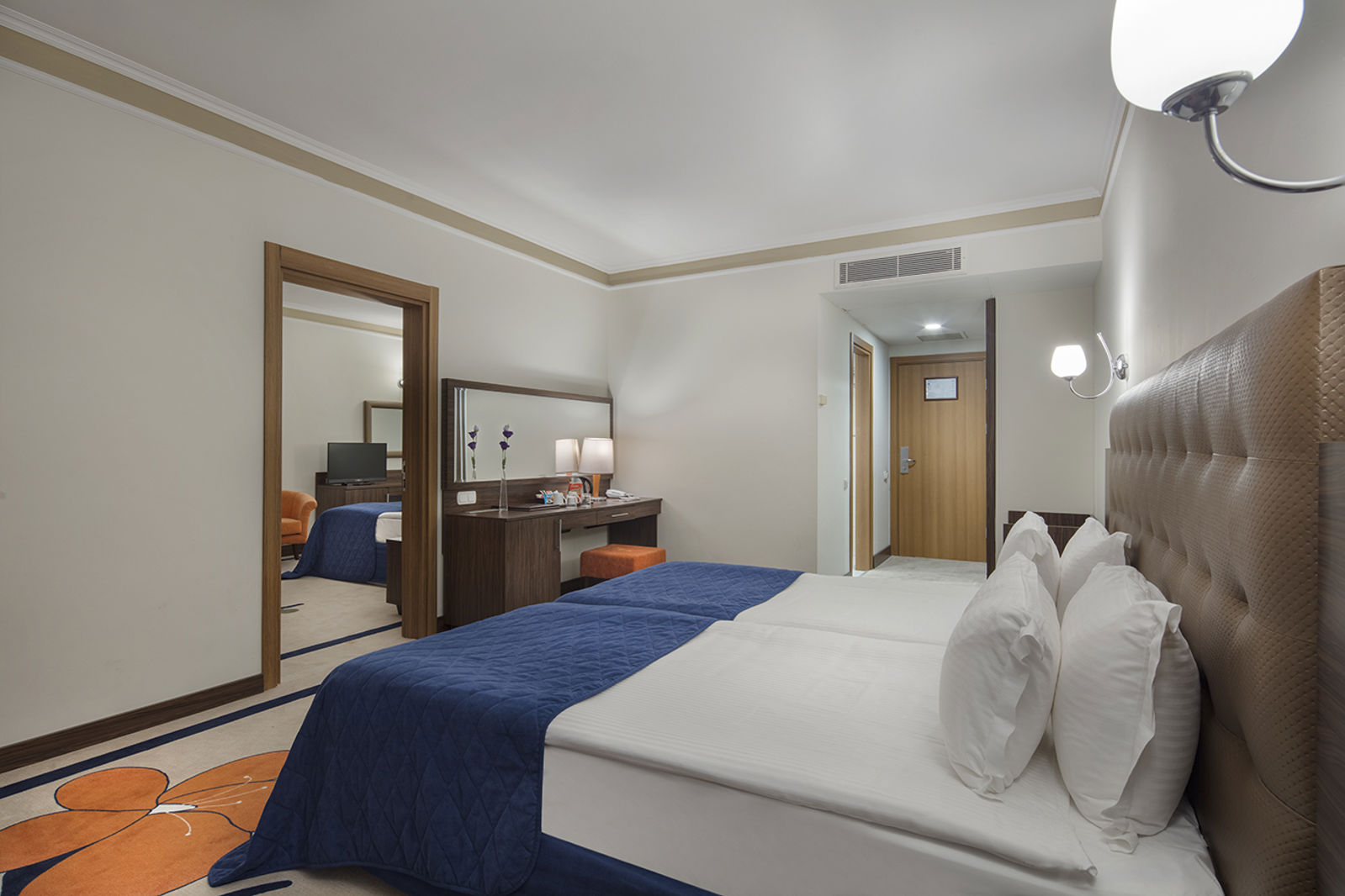 Pine Beach Resort & Club - Afbeelding 4