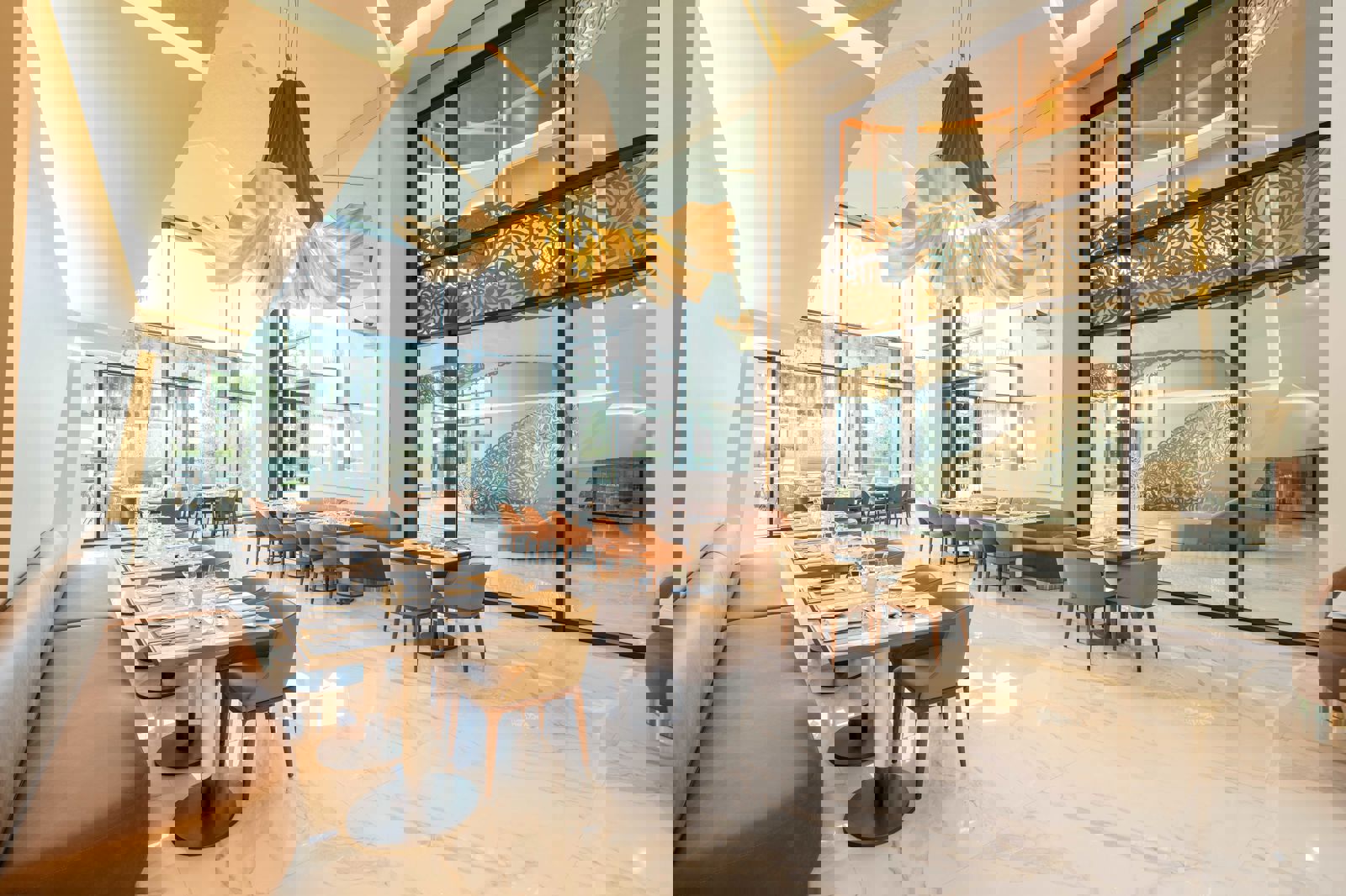 Savoy Palace - Afbeelding 3