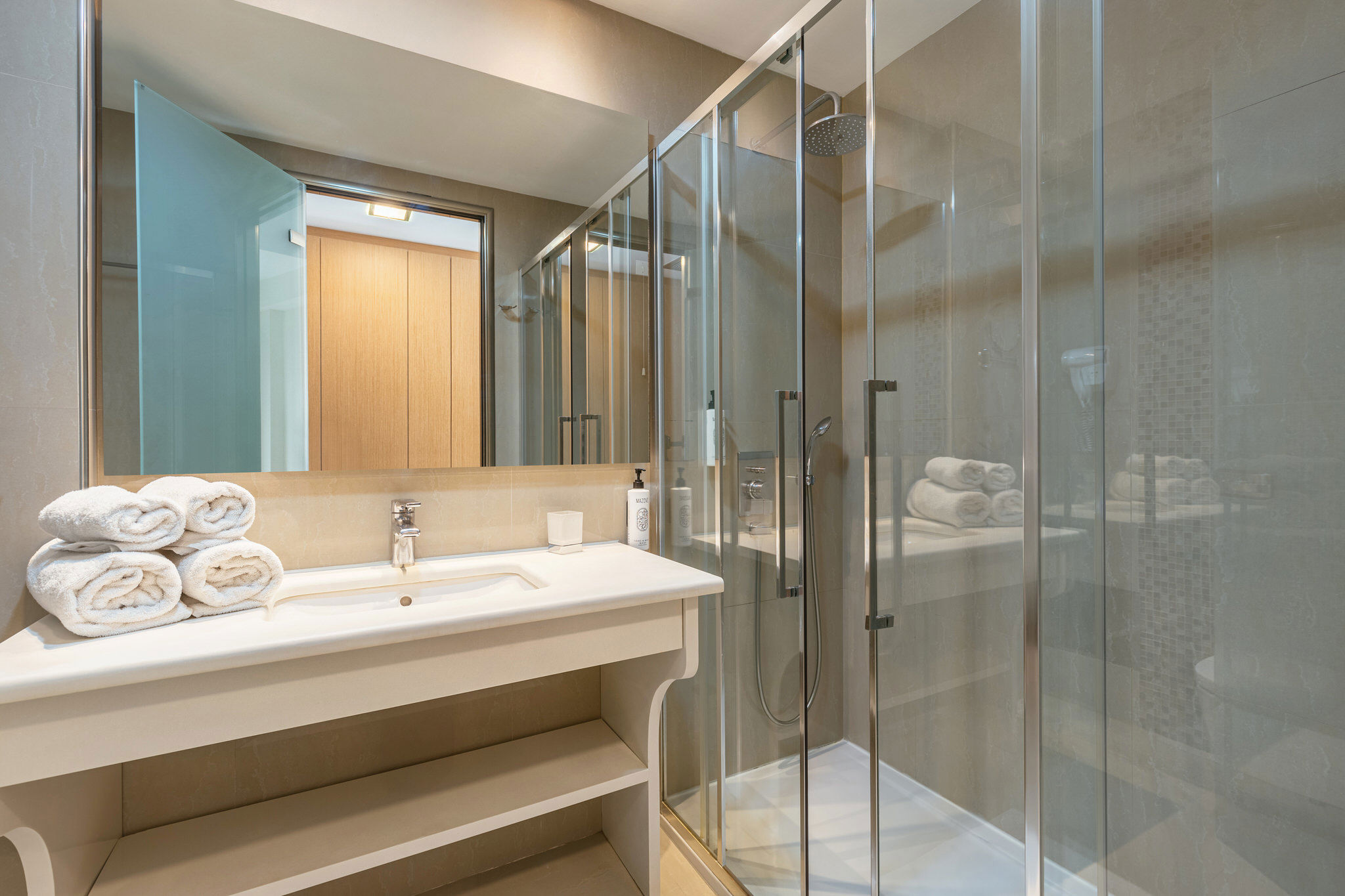 Alexandra Beach Resort & Spa - Afbeelding 3