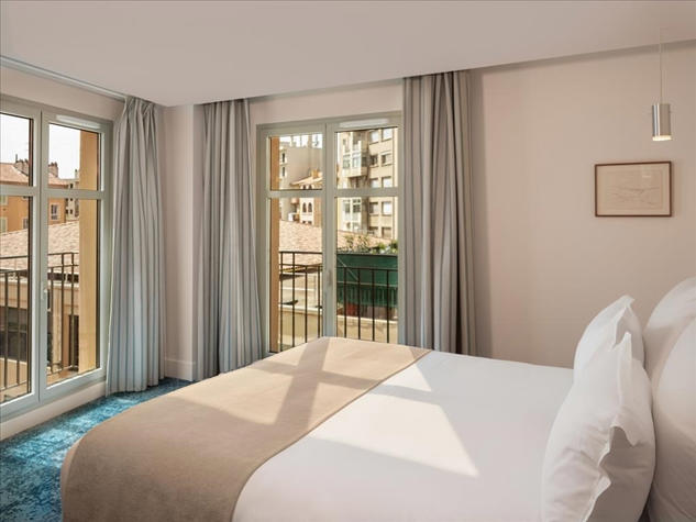 Saint Christophe - Afbeelding 2