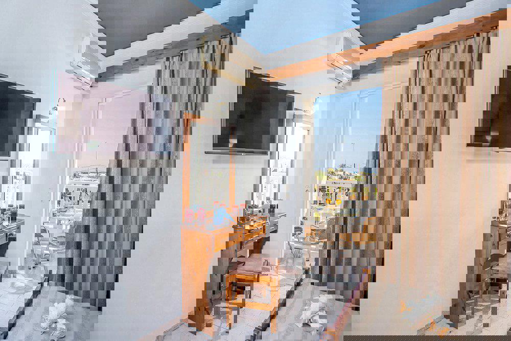 Iatridis Studios - Afbeelding 2