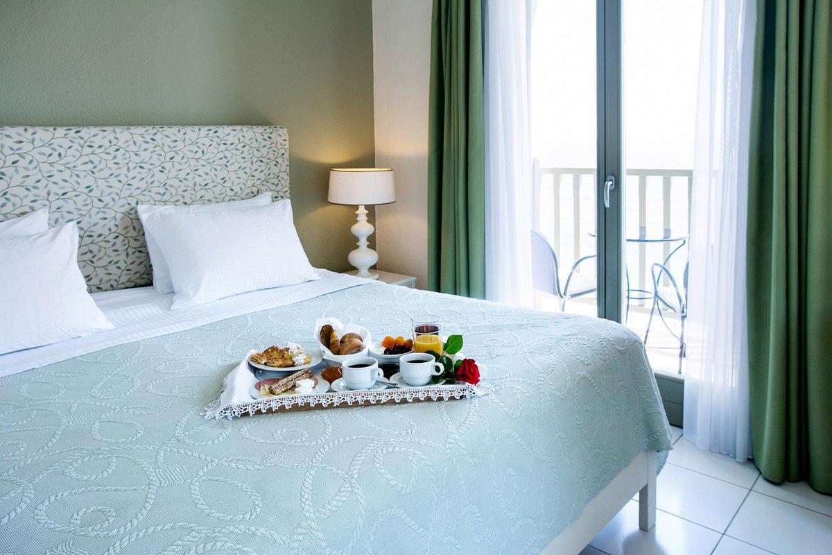 Kenta Beach - Afbeelding 2