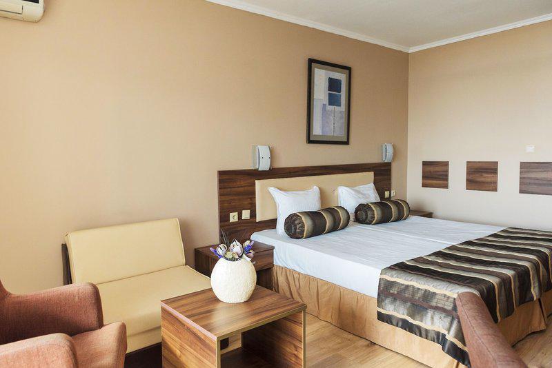 Regatta Palace - Afbeelding 2