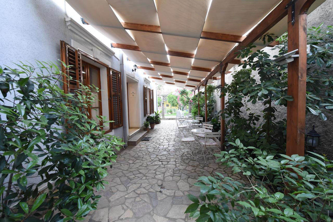 Rose Garden - Afbeelding 4