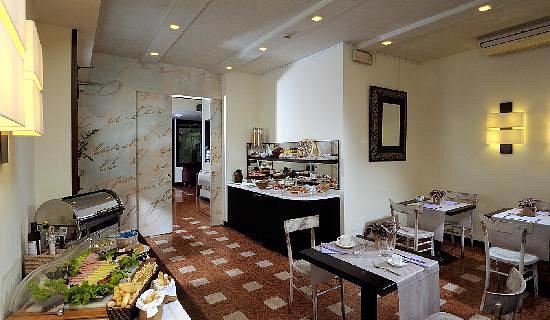 Phi Bologna - Afbeelding 3