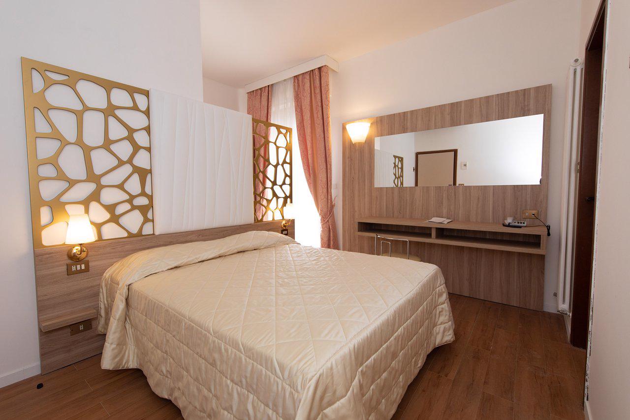 Re Enzo - Afbeelding 2