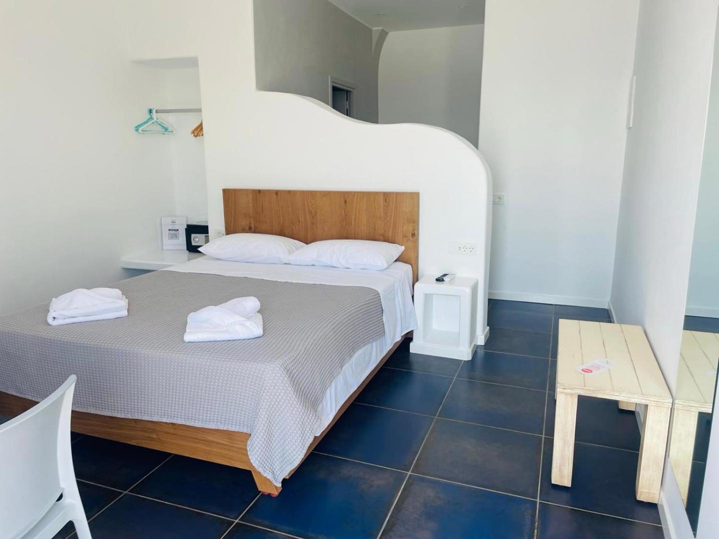 Manos Small World - Afbeelding 3