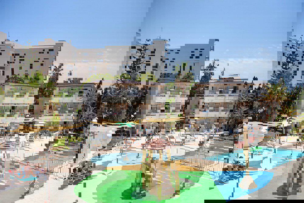 Y9R3X7B03B9FJG0HZE4CZ6DYWMJCX180KG0DW6L1