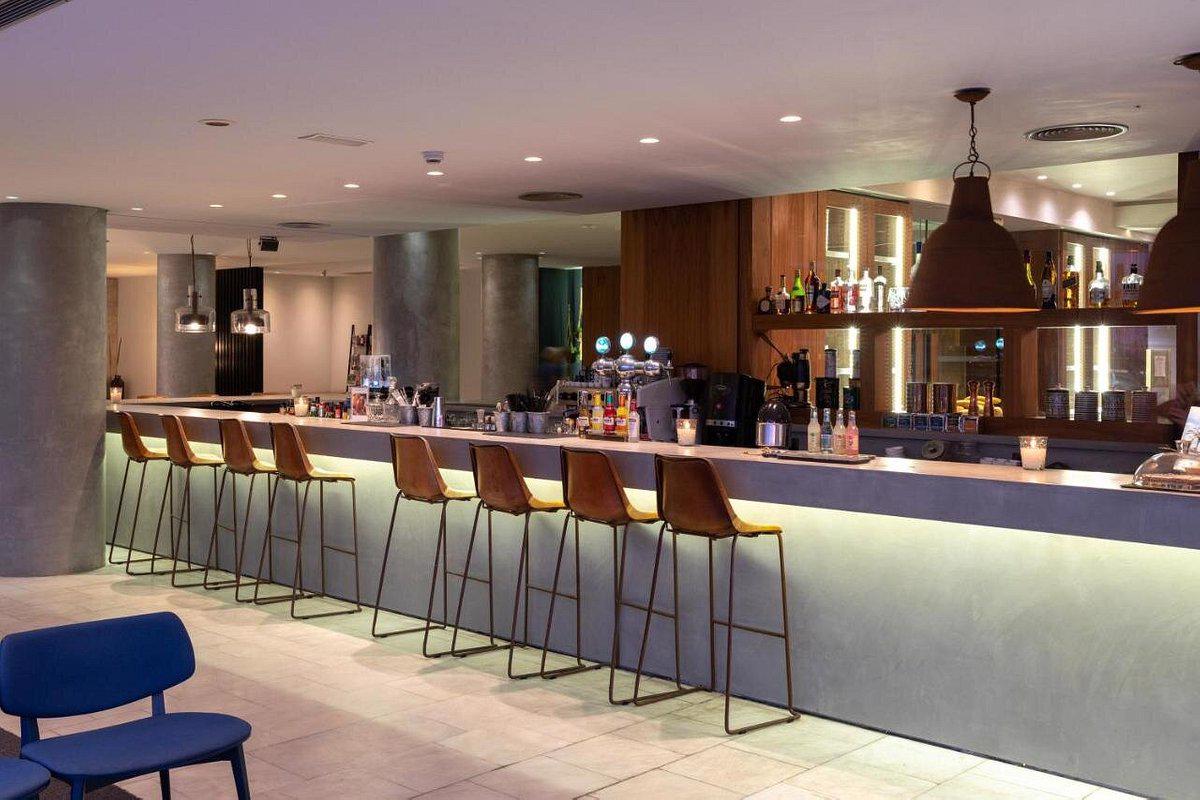 Blue Sky City Beach - Afbeelding 2