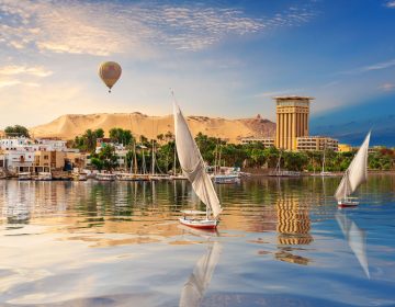 Aswan,River,Scenery,With,Air,Baloons,,Beautiful,Nile,View,,Egypt